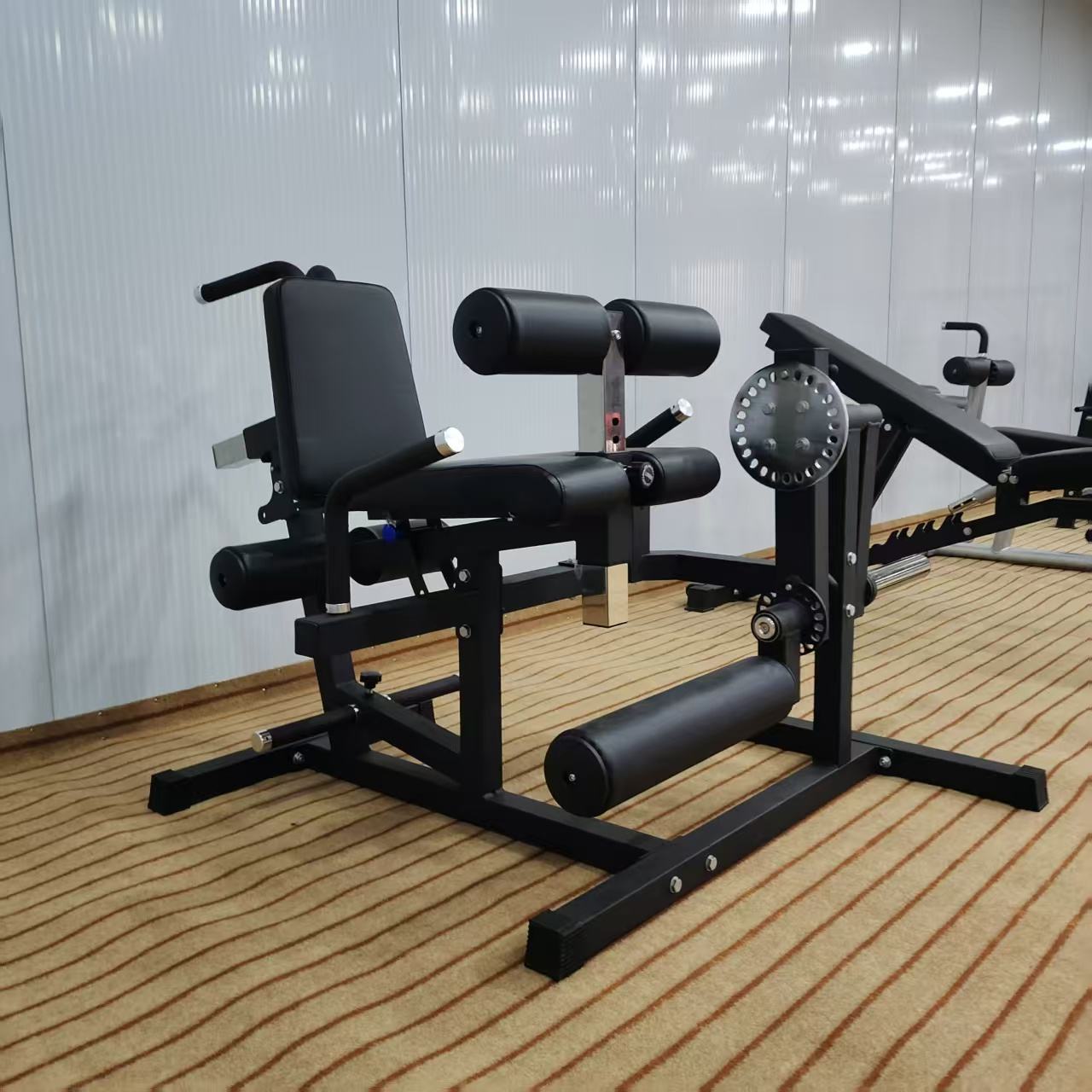 Coofull  Leg Flexion and Exten - огляд і ціна Leg Press Machine